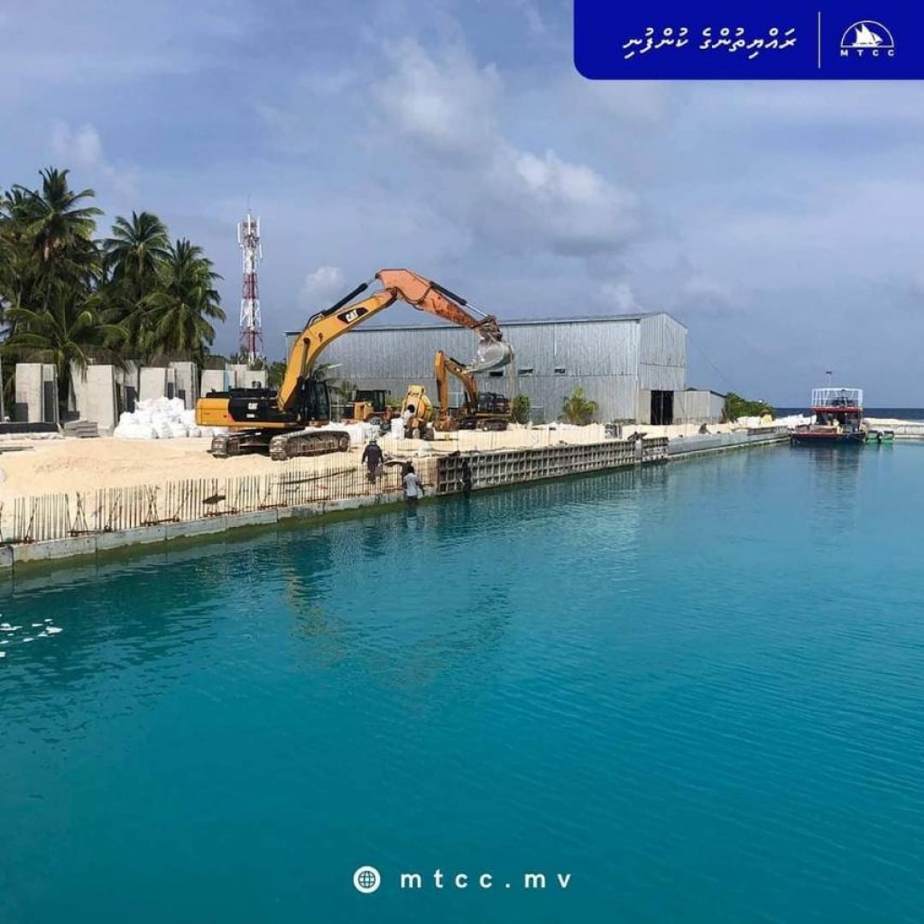 Rakeedhoo harbor project going smoothly