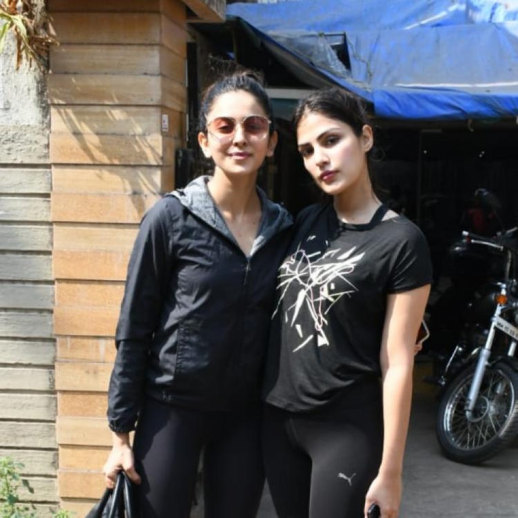 Rhea aaeku masthuvaathakehchaa gulhun huri vahaka dhakkaafaivaane kamah Rakul ehbasvejje