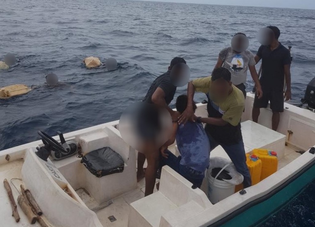 98 kilo drug mahsalaigai hayyaru koh, dhookolli meehaku shareeaiy nimendhen bandhukuran HighCourt in amurukoffi