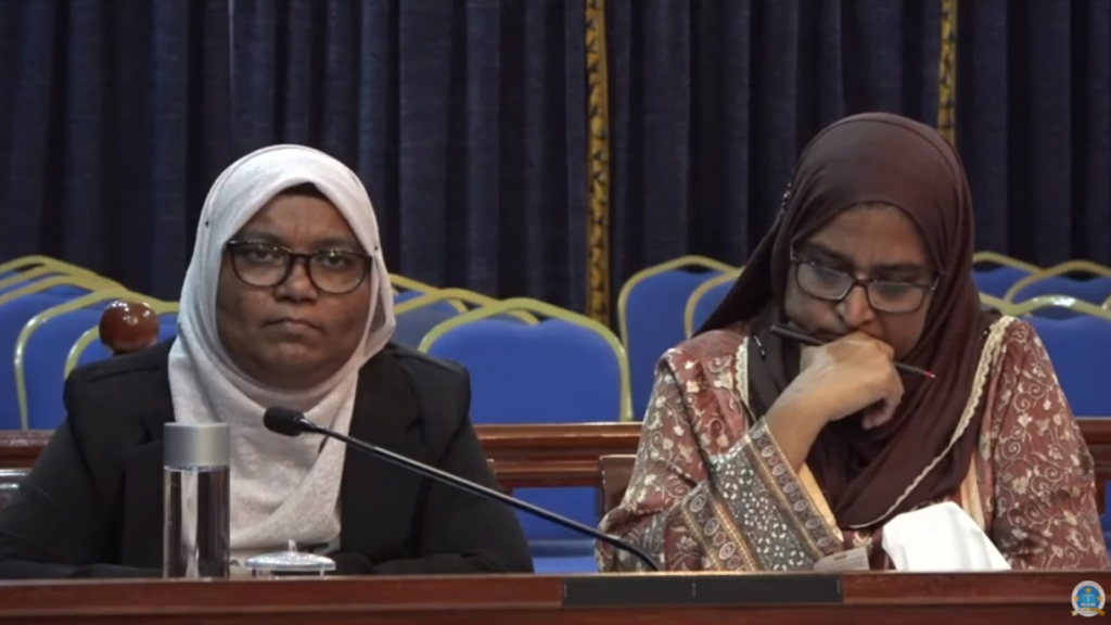 Azimaa ge massalaigai nihaayathah vakaalaathu nukureveyne kamah kanda alhaifi