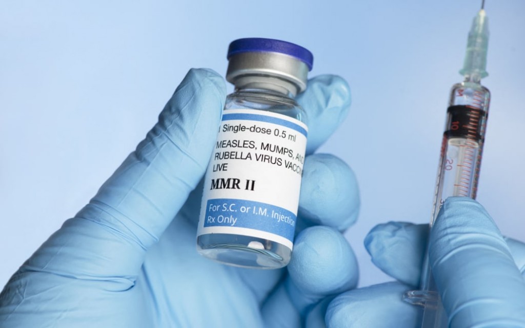 Maadhamaa in feshigen measles adhi rubella ah vaccine dheyn fashanee