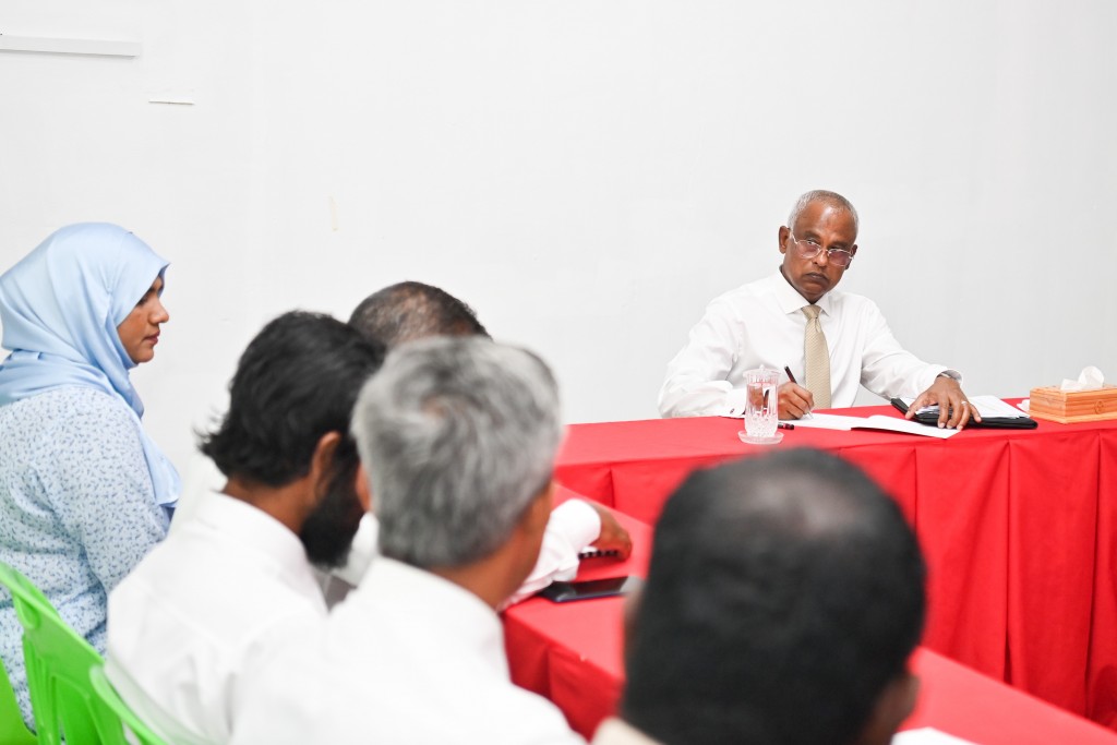 R. Atholhu dhekunu bithuge Airport masahkaiy lasvanee bin hama nujehigen: Raees