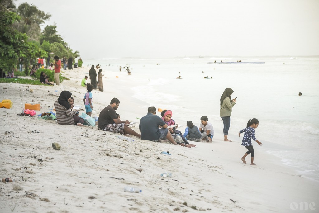 Positive vaa meehunge contact inn gina vanee luithakaa eku gina meehun evvaa gothah harakaaiythah baavvaathee: HPA