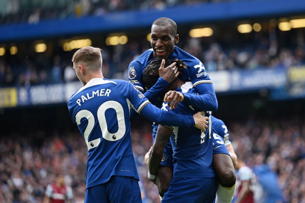 Chelsea ah thafaathu bodu molheh, Liverpool in Tottenham balikoffi