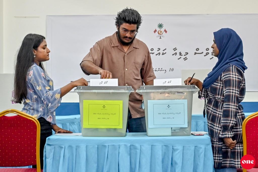 One Photo: Media Council Inthihaabu