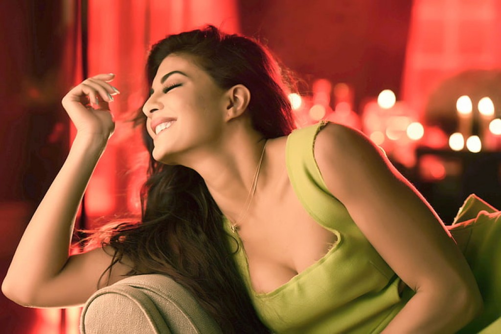 Jacqueline Fernandez Priyanka ge 7 crore ge geyah badhalu vehjje