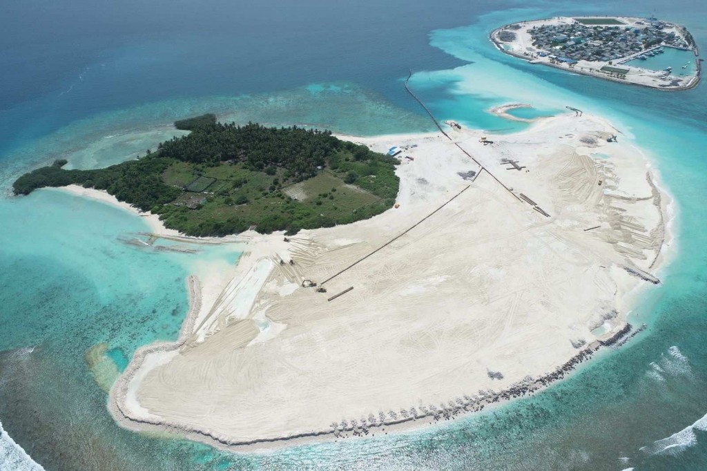 10 dhuvahuge thereygai Mathikomandoo binn hikkumuge masahkaiy ninmaalaifi