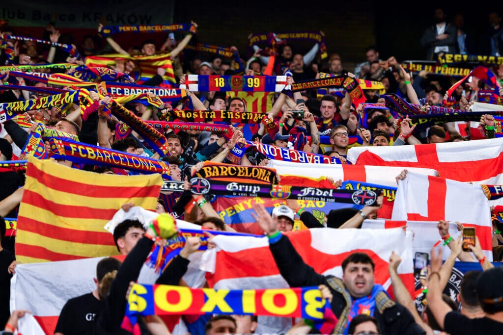 Dhen kulhey Champions league away match ah ticket nuvikkeyne gothah Barca ah adhabu dheefi