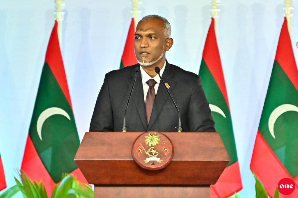 Dhiveheenakee minivankamuge batholun, mulhi siyaasathu binaakuraanee e asaasge mahchah: Raees