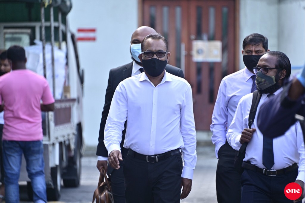 Adhurey ah kuri dhauvaa ah javaabudhaaree vaan furusathu dhinumah fahu aduehun nimmaalaifi