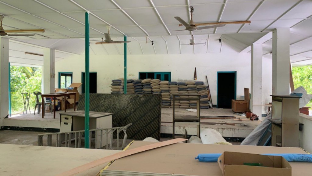 15 aharu fahun V. Thinadhoo School ge kiyevun fashany!
