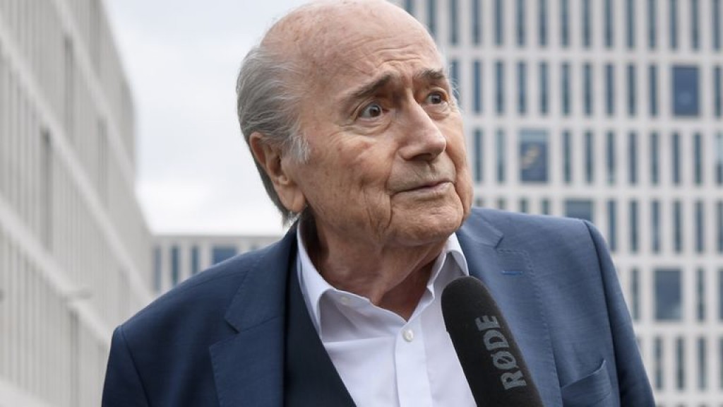 FIFA ge dhaarul aasaaru project akun Blatter vakkan kuri massala eh