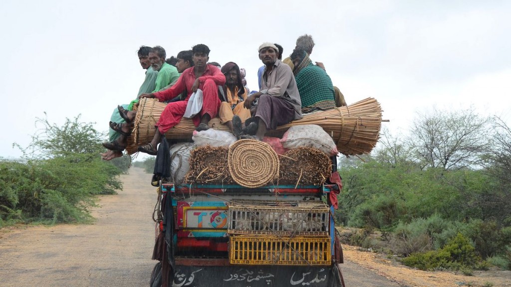 Cyclone Biparjoy: More than 100,000 evacuated as India, Pakistan braces for storm