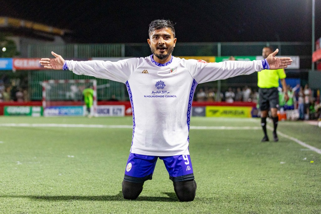 Holhudhoo feshee varugadha molhakun, Addu atoll ge match thah evvaru