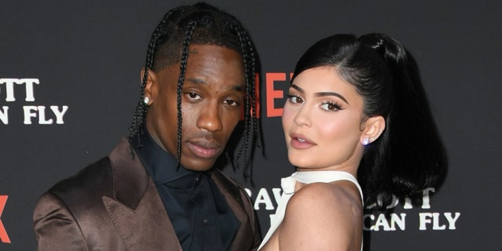Kylie adhi Travis ah dhevana dhariaku libijje