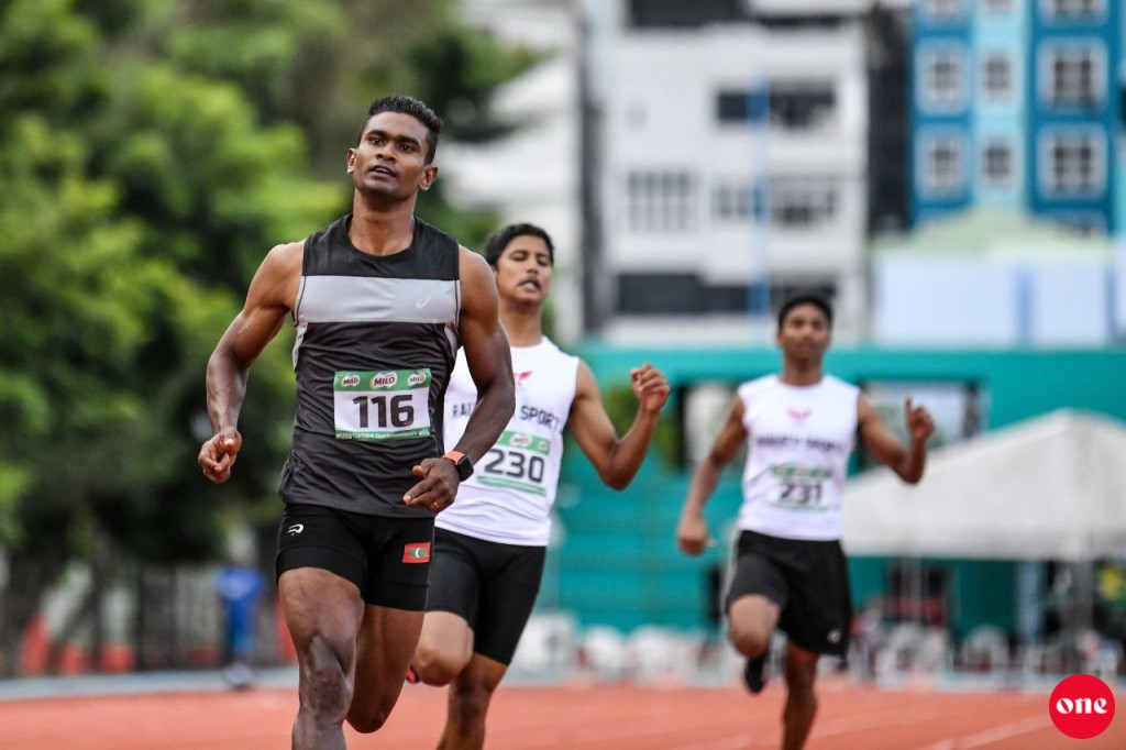 Saaidh, Himna, Fazeel adhi Jaisha ves feshee ran medal inn