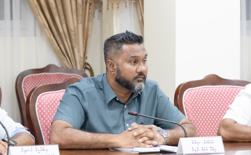 Sinan ge gondi gellunu kamah bunaa massalaige hukum aadheetha dhuvahu