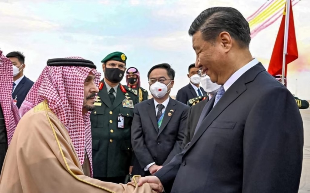 Chinage raeesfe Saudi dhathurufulhakee America ah nurahkkaluge rangabeelekeve.