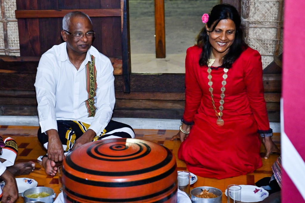 Photo: Utheemu rayyithun dhevvi jaafathun Raeesge dhekanbalunge thafaathu photo thakeh