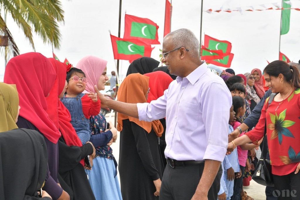 President concludes trip to Raa Atoll