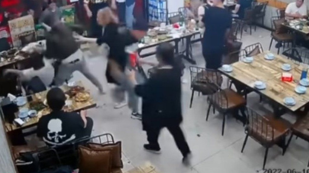 China ge restaurant akah firihenun thakah vedhe, anhenakah hamalaa dhey video akaa eku