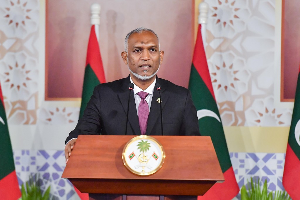 Cigarette aai bidin nagaa tax aai duty bodu kuran Raees ninmavaifi, Cigarette ehgge agu 8 rufiyaa ah bodu vaane
