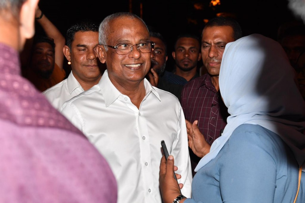 Hayyaru nukuriyas, bandhu nukuriyas verikan kureveyne kan alhugandu vaanee saabithu kohdheefa: Raees