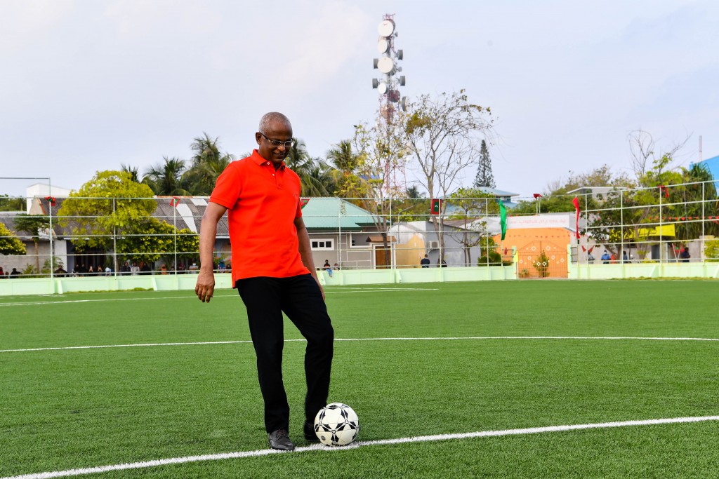 Raees Solih, Holhudhoo football dhandu hulhuvaidhevvun