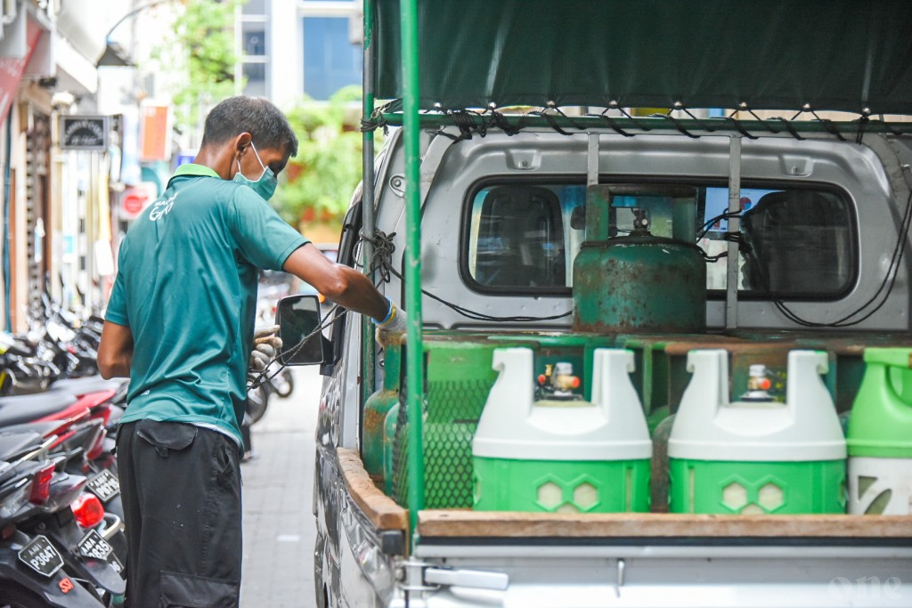 Roadhaige kurin gas ge massala hallu vaane: STO