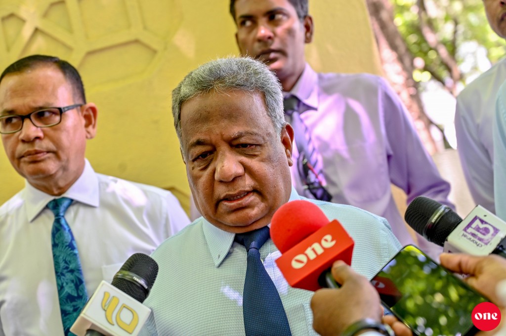 Vazeerunnah ruhun nudhee hifaahttanee verikan alun hoadhumah: Saleem