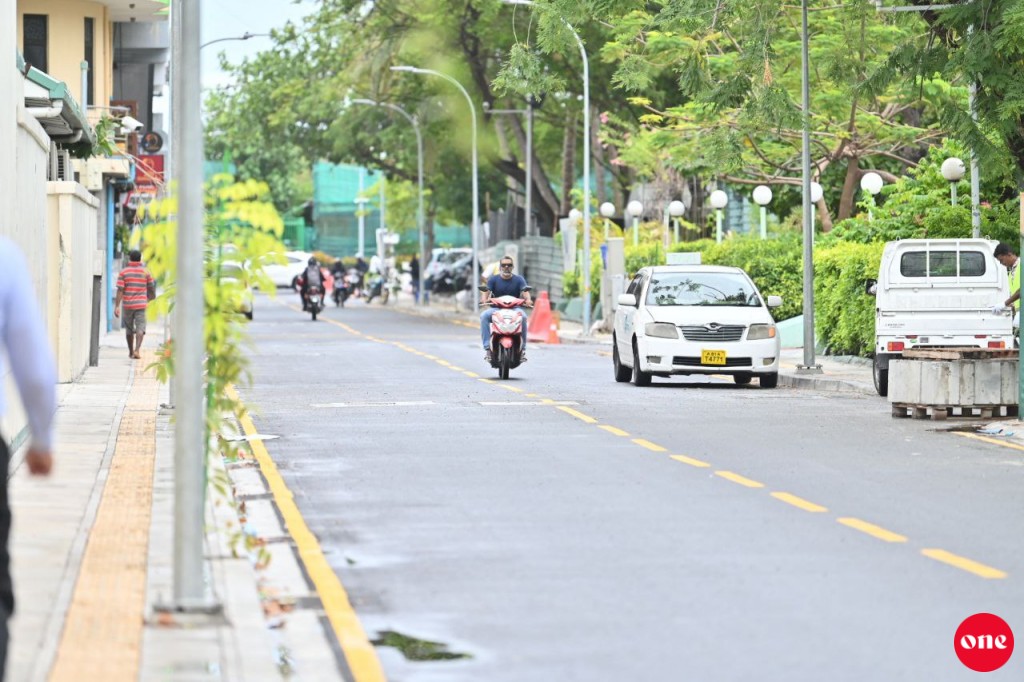 Ameenee magu thaaru elhi sarahahddhu hulhuvaalaifi