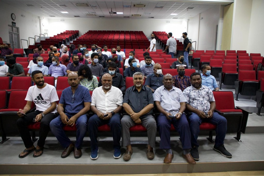 AG office ge ''Bandaara cup 2022'' futsal mubaaraaiy rasmeekoh ifthithaahu koffi