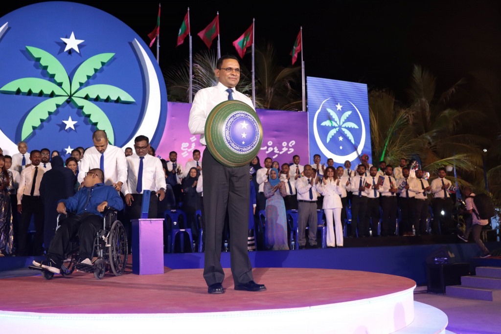 MNP ge riyaasee ticket Nazim aa havaalu koffi