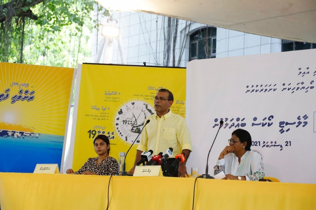 ''India out'' jassavaigen Yameen ah nuhingeveyne, fuluhun ekan huhtuvan jehey: Nasheed
