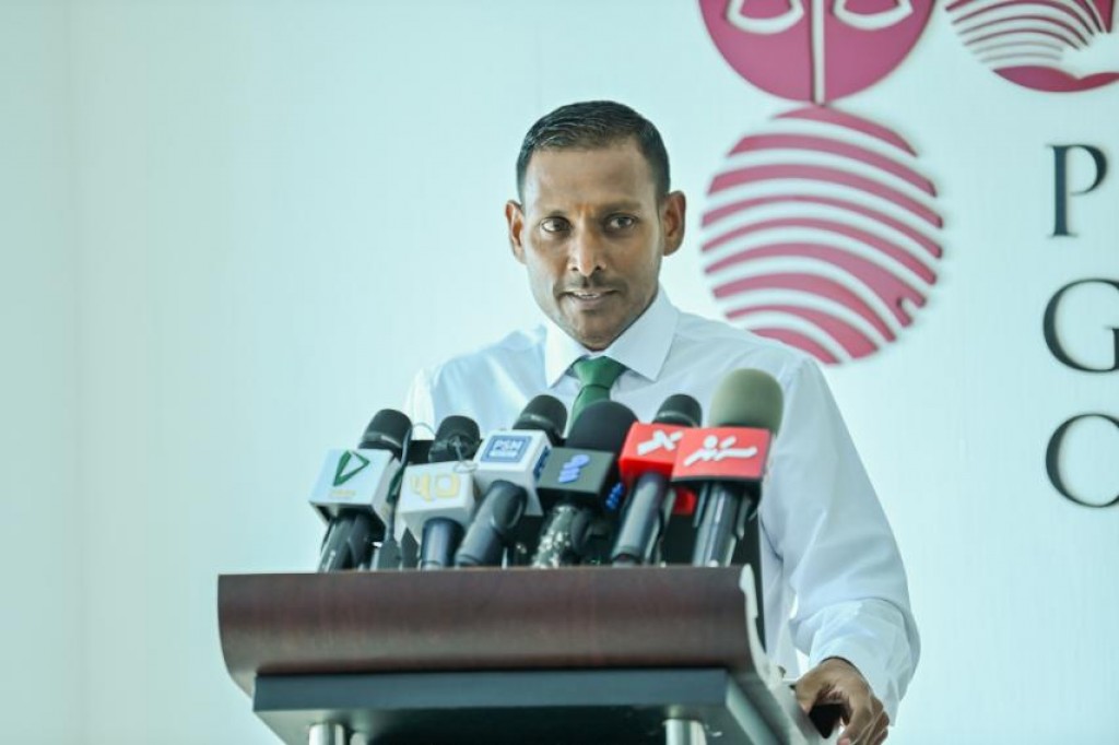 Midhiya mahu 151 meeheh ge mahchah dhauvaa kohfai vey, 224 jinaaee dhauvaa himeney