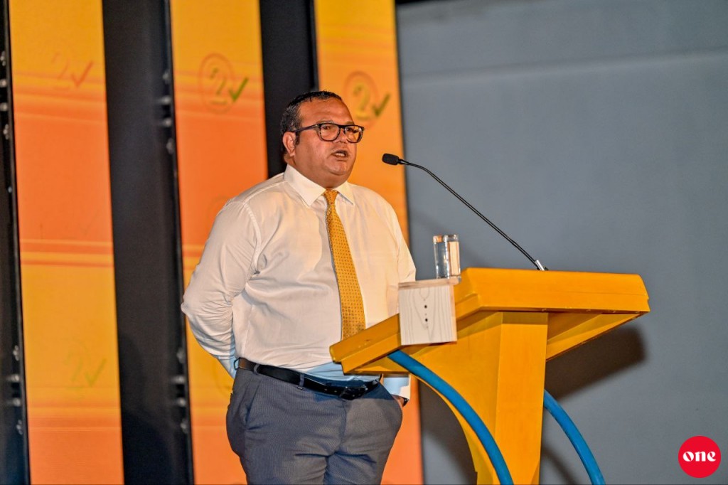 Ithubaaru neiy kamuge massalaeh nunagaanan, Nasheed dhakkavanee kudakudhin dhakkaa kahala vaahaka: Aslam