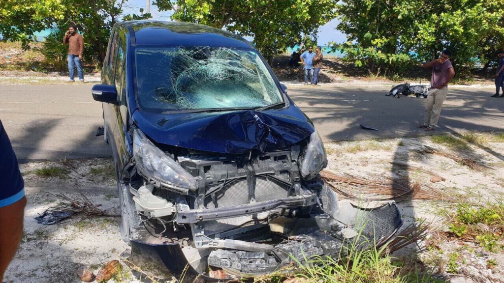 Feydhoo gai meehaku maruvi accident: Van dhuvvan inn meehaage mahchah kuh saabithunu vune salaamaiy vejje
