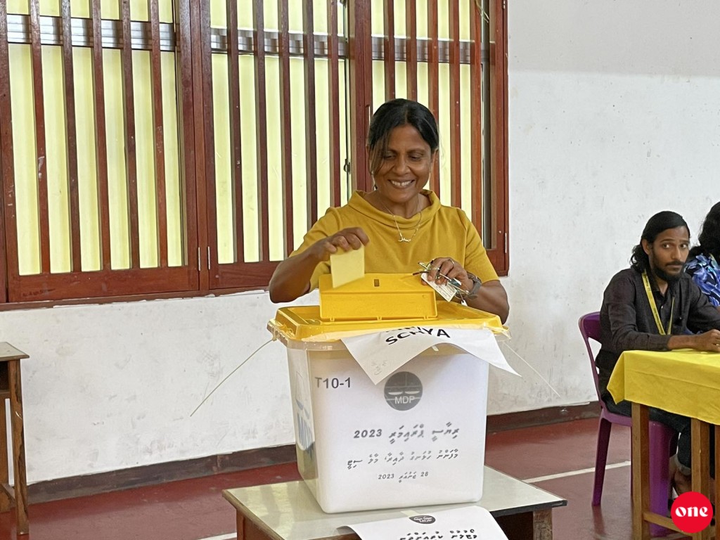 Nasheed ah Fazna ge rahddheh: Kaamiyaabu libunee MDP membearunge massakkathun