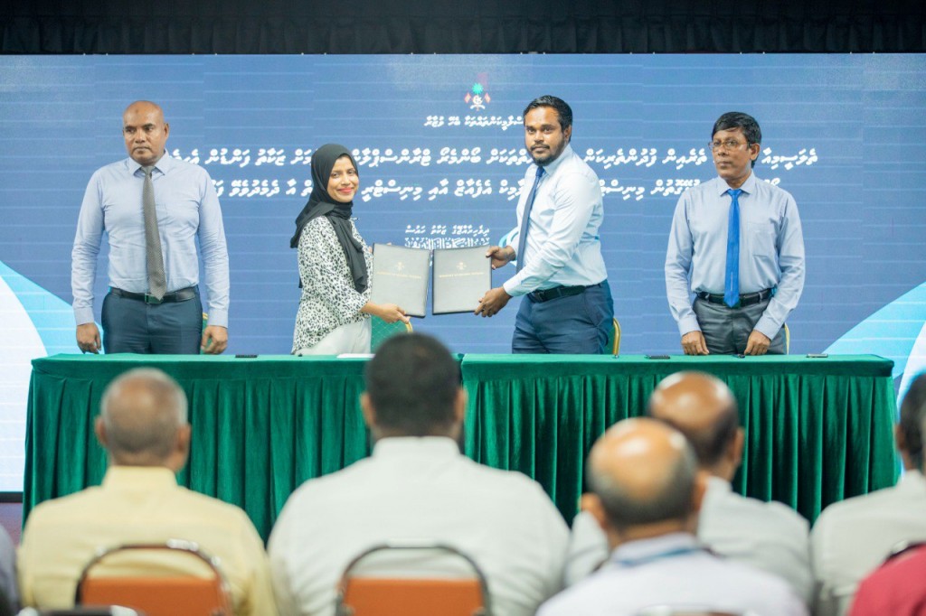 Bone marrow hadhaidheyn 2 aharutherey 12.6 million rufiyaa 