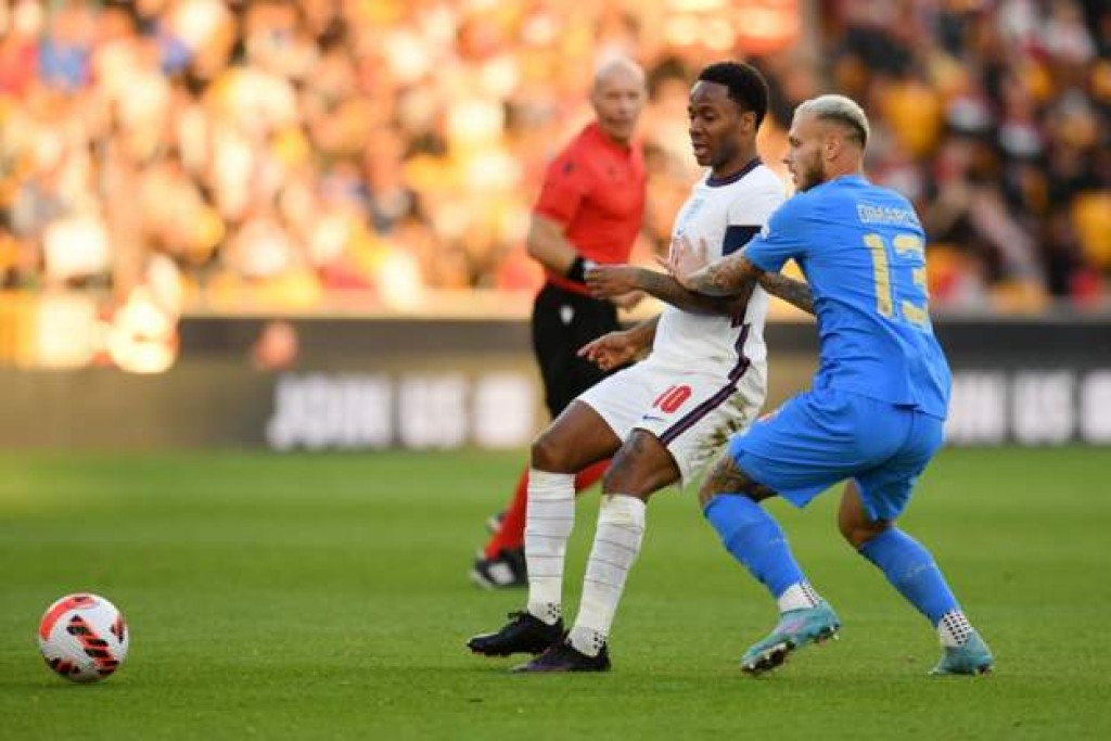 England ah Italy kaireeves molheh nuhoadhunu, Germany aai Netherlands ahves point eh