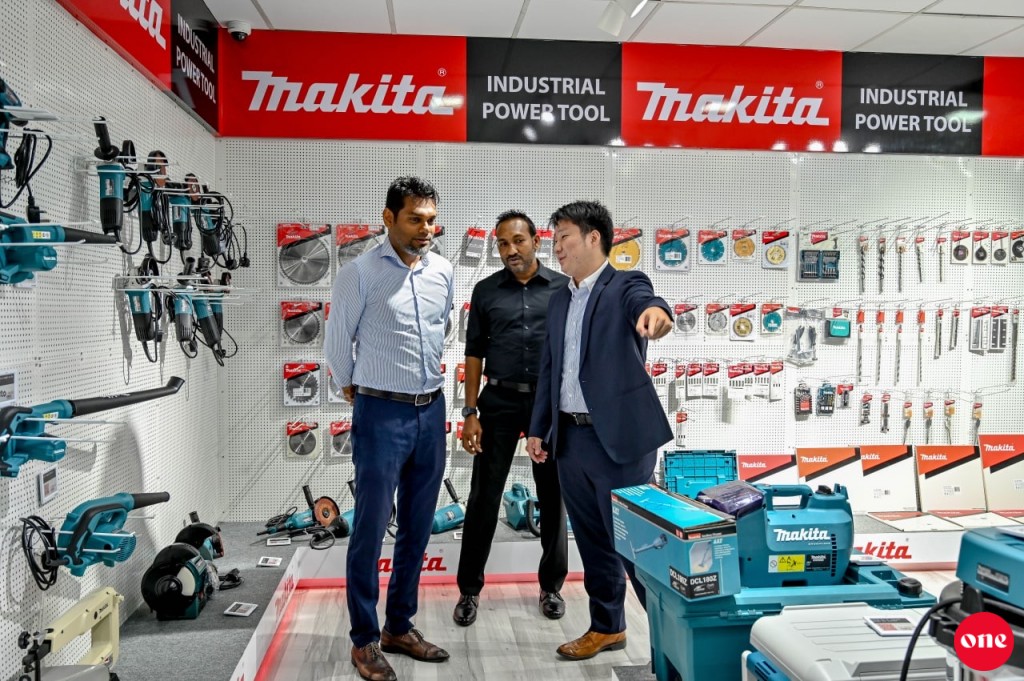 STO in Makita product thakah haassa showroom eh hulhuvaifi