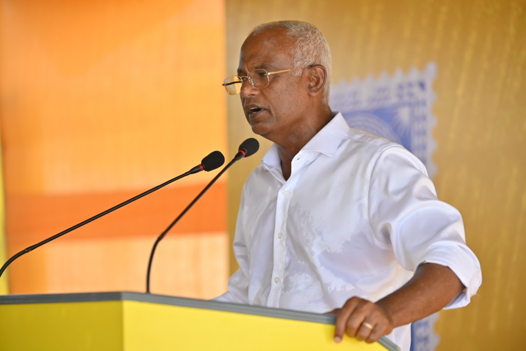 Raajje akee kudhi gaumuthakuge iss leader: Raees