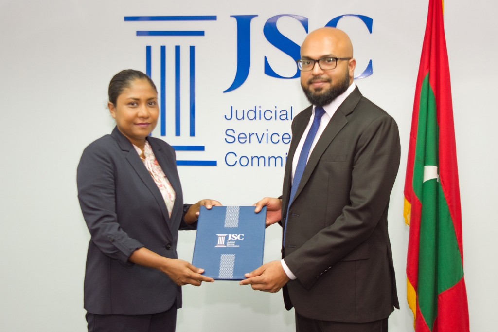 Civil court ge is gaazee kamuge magaamu Ahmed Nimaal Junaidhu ah