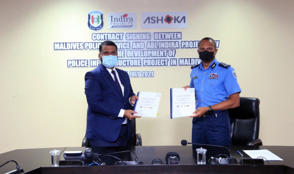 Police station thah hadhan India ge kunfunyakah dhin 3.6 million dollar gellunu massala eh balanee