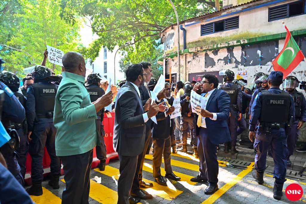 Qasim vidhaalhuvanee hadi mududhaaru komme kameh fashanee MDP in kamah