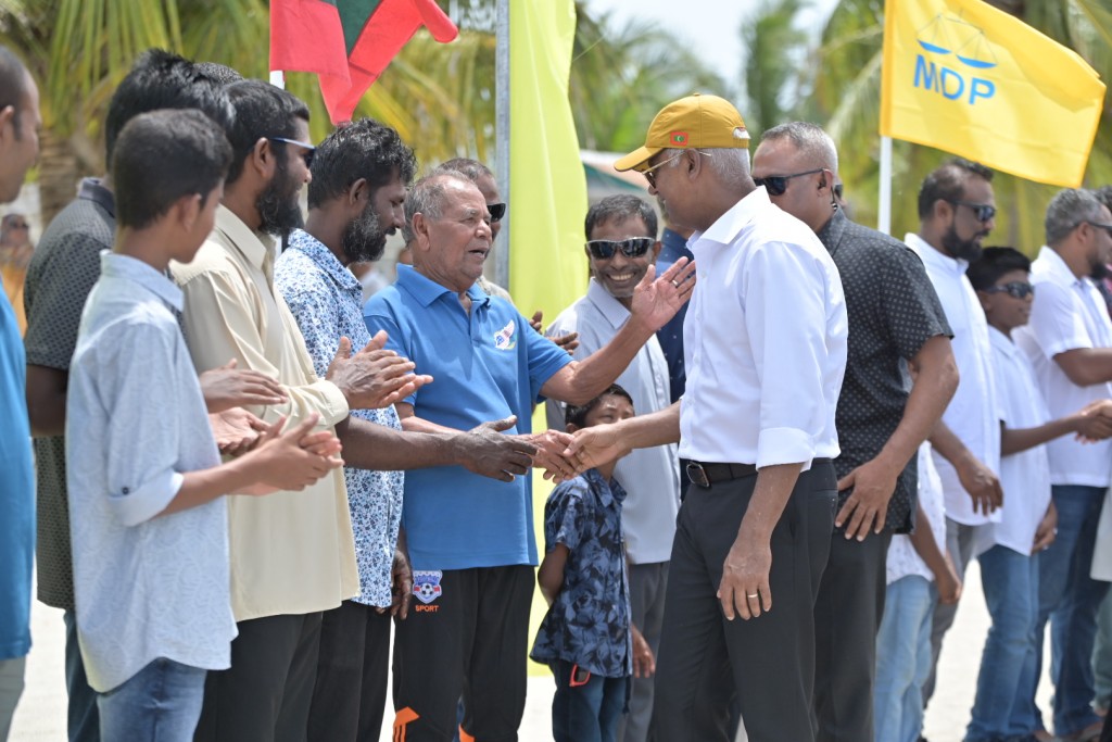 Photo: Riyaasee inthihaabuge campaign ah Raees Solih Ha. Thuraakunah vadaigathun