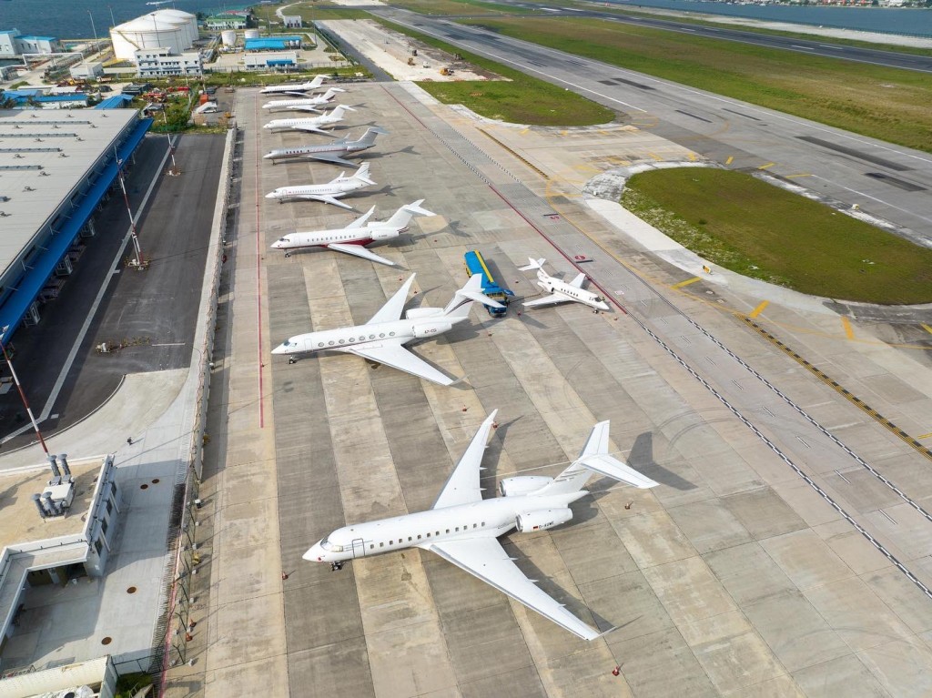 VIA ge thaareehugai ves emme gina air traffic movement midhiya honihiru dhuvahu
