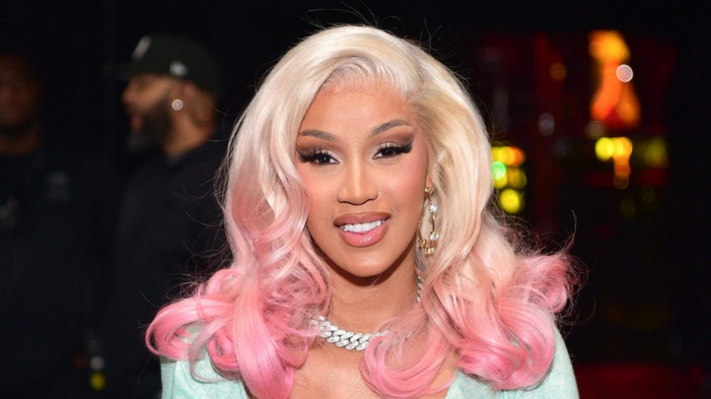 Cardi B announces she’s expecting her third child