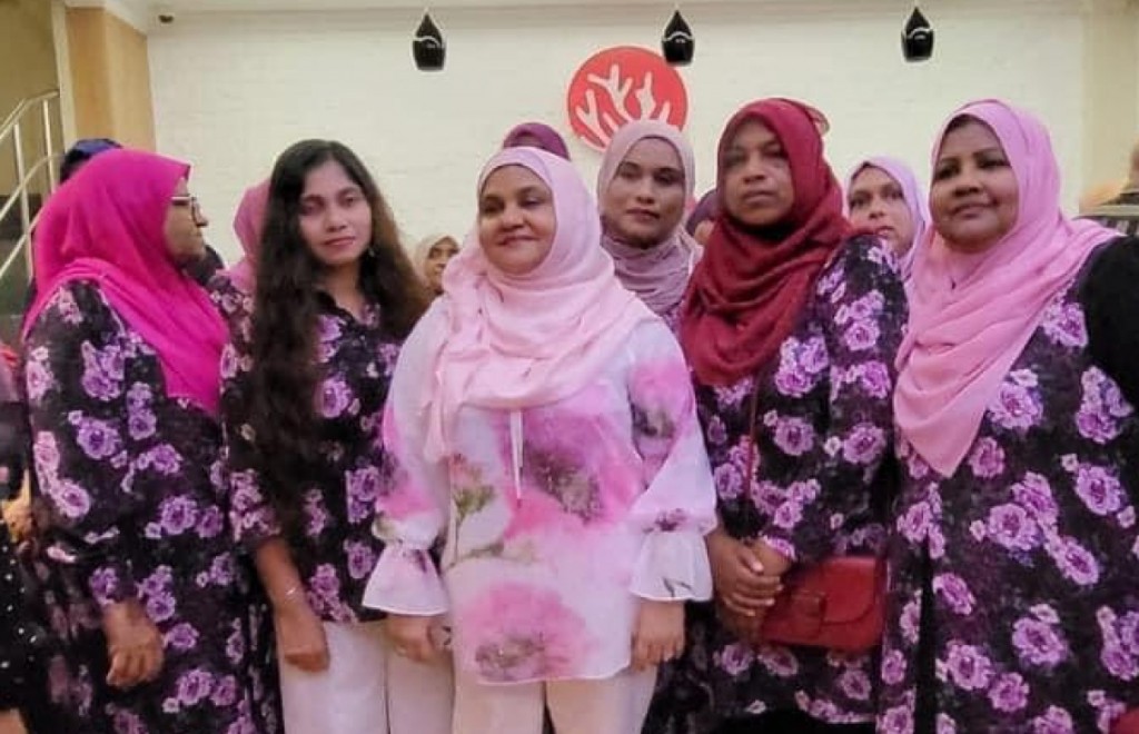 Madam Fathun dhuvas thakakah fahu supporters aa eku