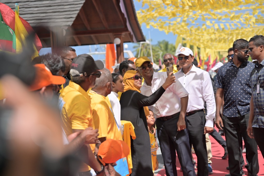 Raees ge bodethi vaudhu thakeh Eydhafuttah: Ithuru bandharakaai Islamic marukazeh!